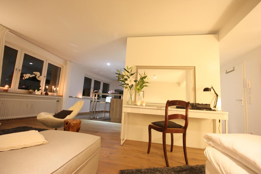 Dorya Am Ring Apartment Cologne Room photo